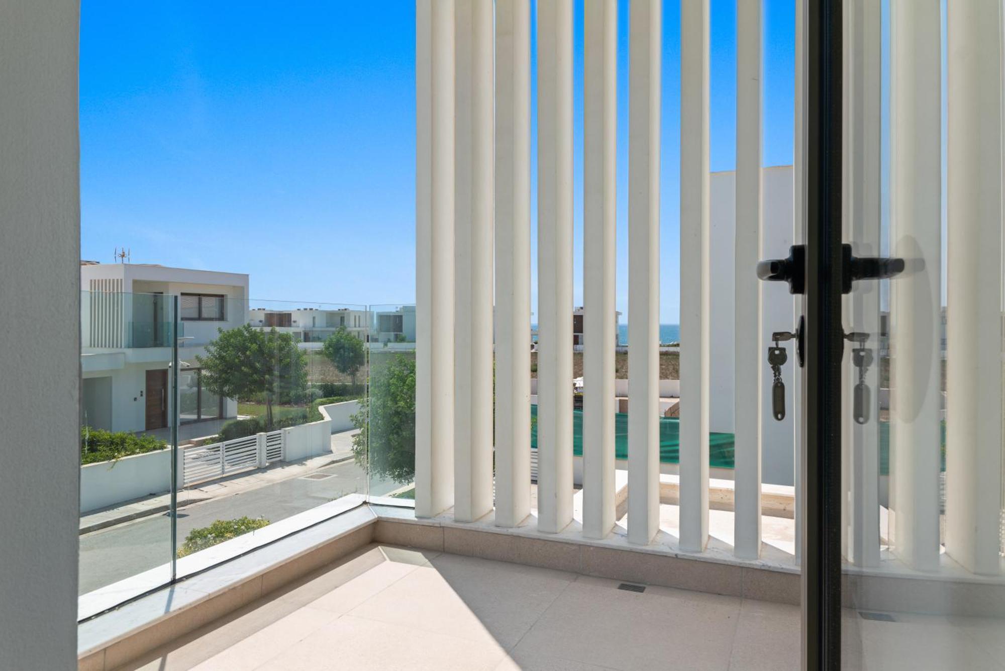 Serenity Waves Villa 17 لارنكا المظهر الخارجي الصورة